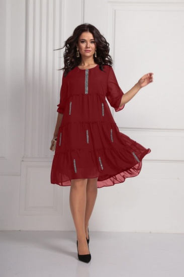 Свободное шифоновое платье с тесьмой из страз, бордо