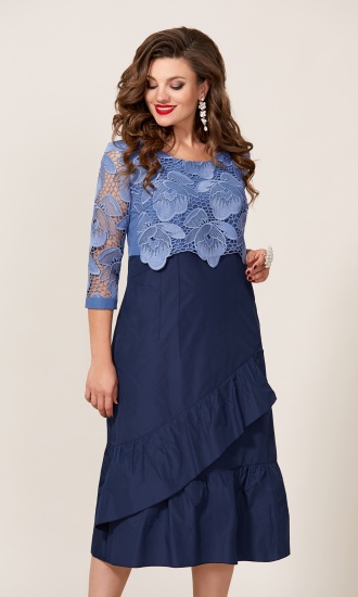 Платье с асимметричными подрезами и гипюром на лифе, синее