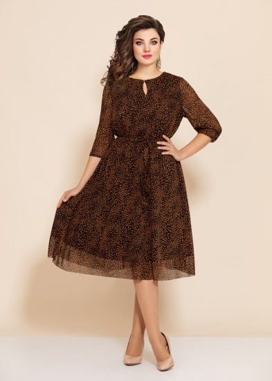 Шифоновое платье с вырезом-капелькой, коричневое