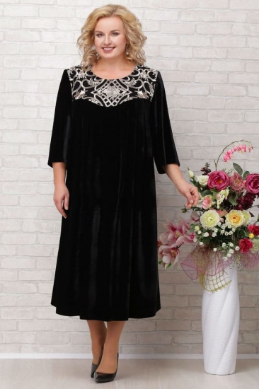 Свободное бархатное платье с кружевной кокеткой, черное