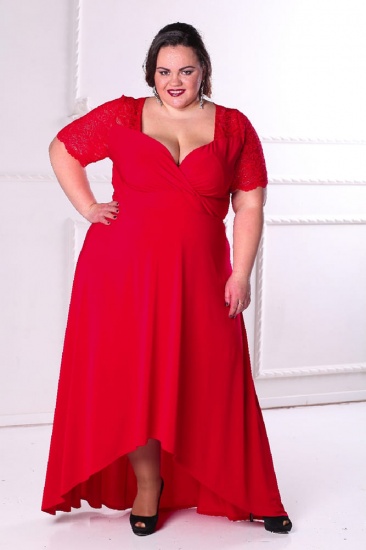 Длинное расклешенное платье с перепадом длины, красное