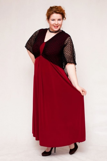 Длинное платье с имитацией накидки из сетки, бордо
