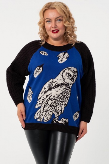 Свободный свитер с вывязанными резинками, сова на чреон-синем