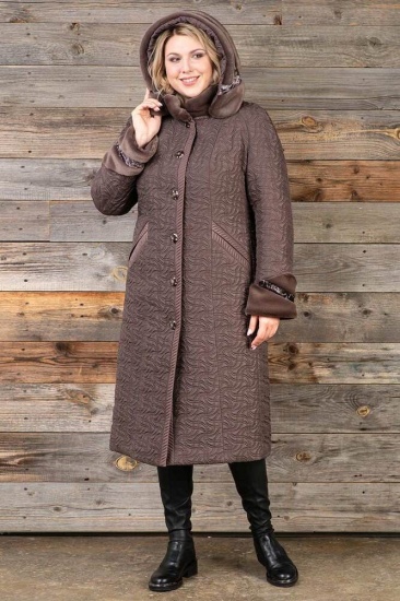 Стеганое зимнее пальто с эко-мехом, коричневое