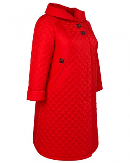 Демисезонное пальто в мелкую геометрическую стежку, красное