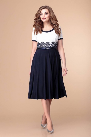 Платье с расклешенной юбкой и коротким рукавом, синее с белым