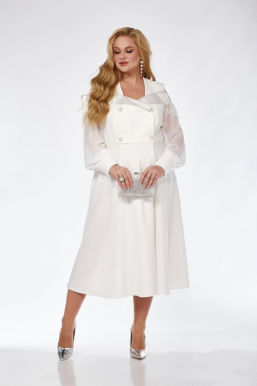Платье с бахромой на рукаве и фигурным декольте, белое