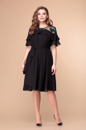 Свободное платье с фигурной кружевной кокеткой и воланами, черное