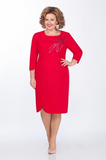 Трикотажное платье с дизайнерской вышивкой, красное