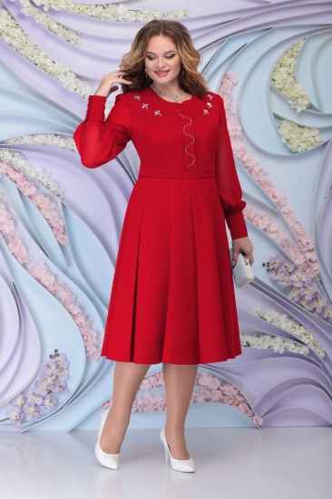 Платье с шифоновыми рукавами и бусинами, красное