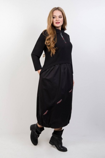 Комбинированное платье с подрезом и тесьмой, черное