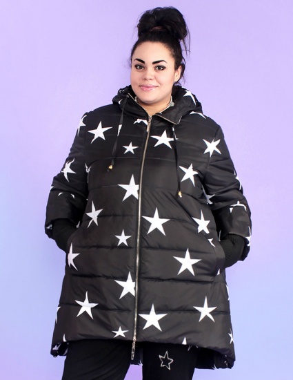 Зимняя куртка со звездами и перепадом длины, черная